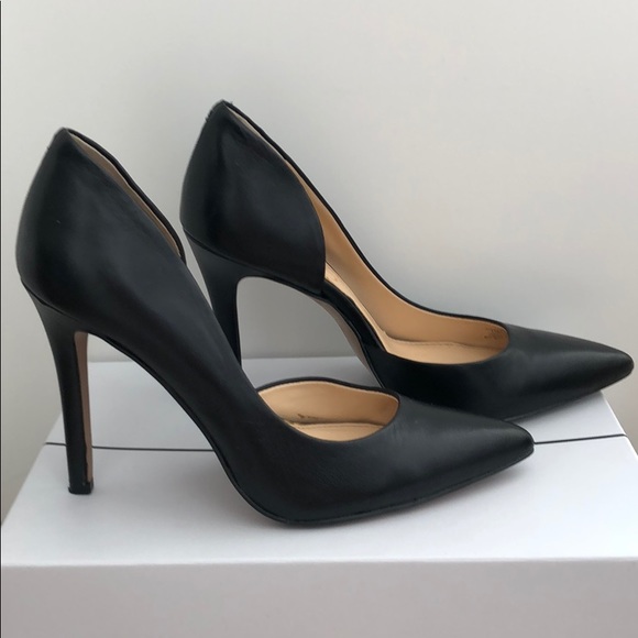 Jessica Simpson Pumps - Picture 2 of 3